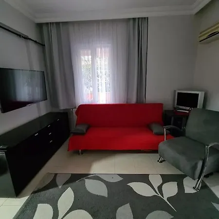 Karpuzkaldlran Karslsl Muestakil Girisli Bahceli Apartment Antalya